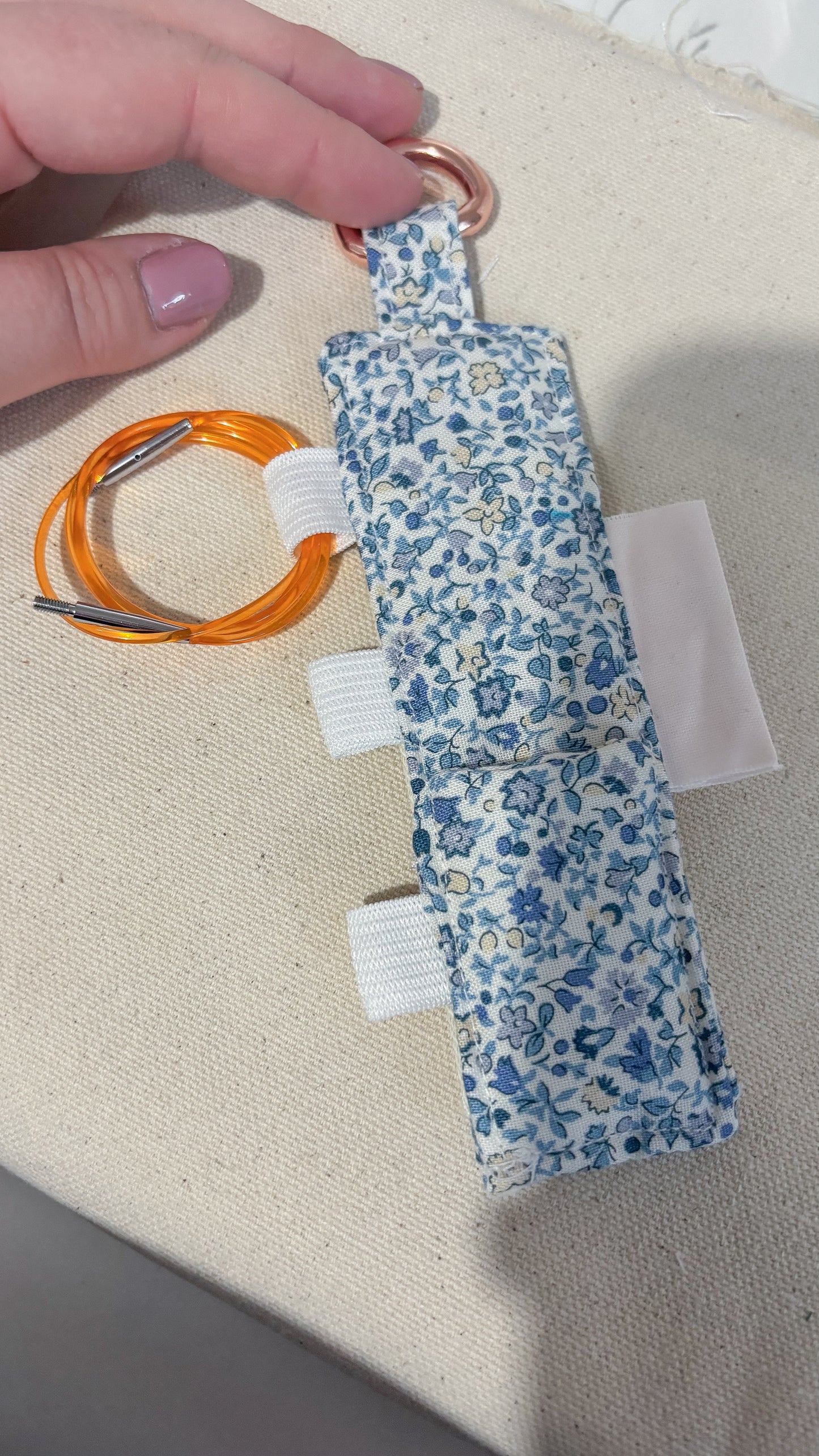 PRODUCT TEST INTERCHANGEABLE CABLE NEEDLE TIDY