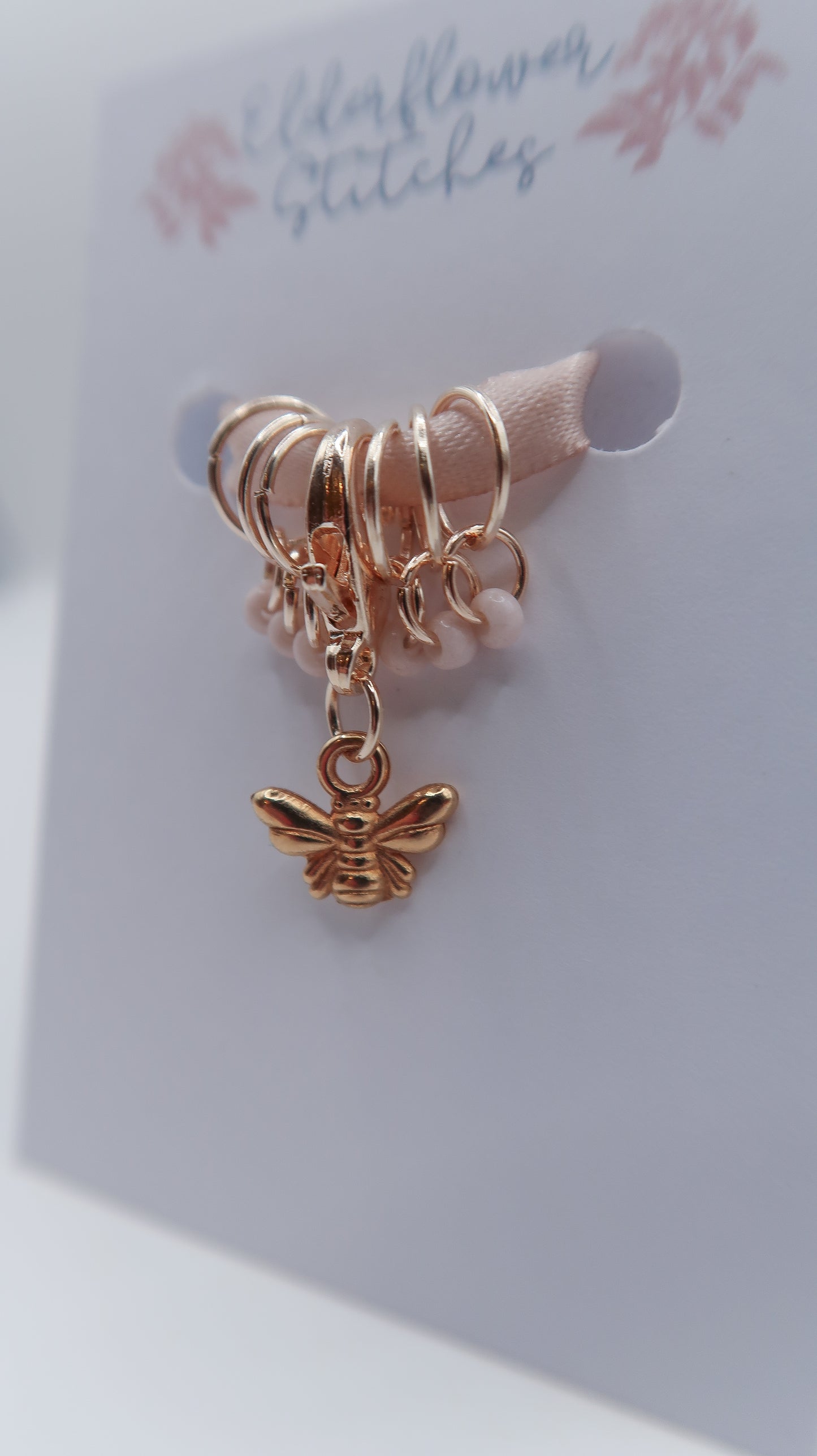 Bee Progress Keeper Set // Rose Gold Progress Keeper with Glass Bead Stitch Markers