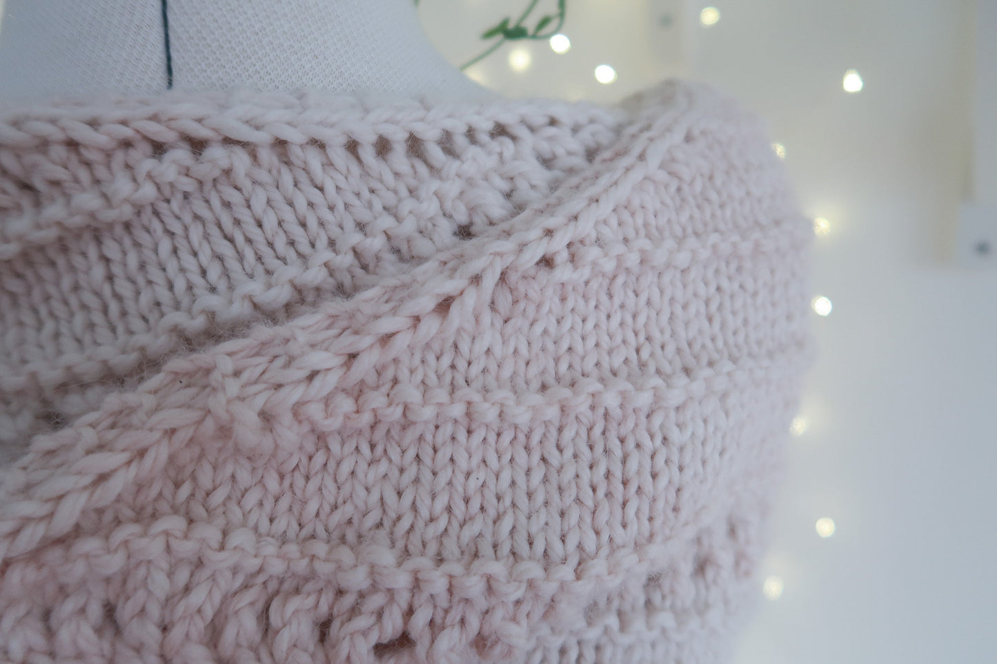 Yarn Set: Cosy Christmas Shawl