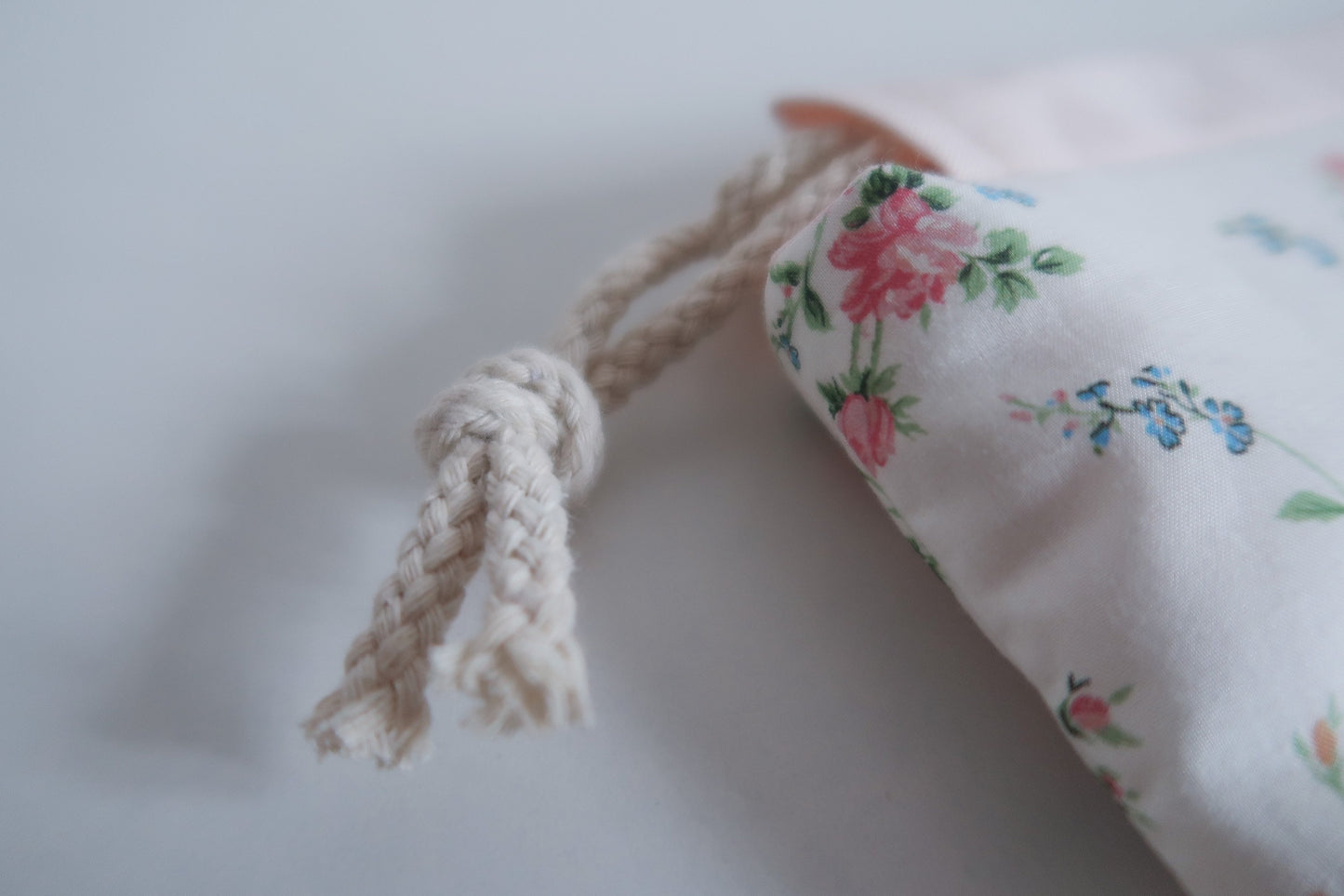 EARLY BIRD A Christmas Rainbow Advent Accessories